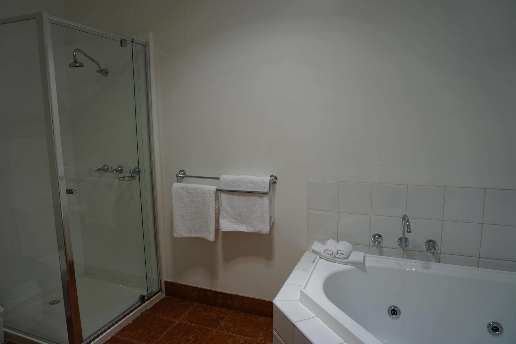 에추카 Acacia Terraces 아파트 호텔 외부 사진